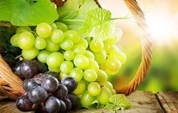 Ученые рассказали о неожиданной пользе винограда