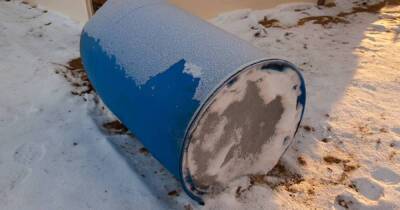 Что следует сделать для, чтобы оставленная на зиму бочка с водой не лопнула в мороз