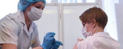 Власти Волгоградской области рапортовали о выполнении плана по вакцинации от COVID-19 на 70%