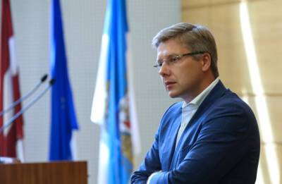 Экс-мэра Риги Ушакова лишили неприкосновенности в Европарламенте