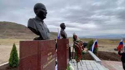В армянском Ерасхе открыт мемориал в память о пилотах сбитого Ми-24 ВКС России
