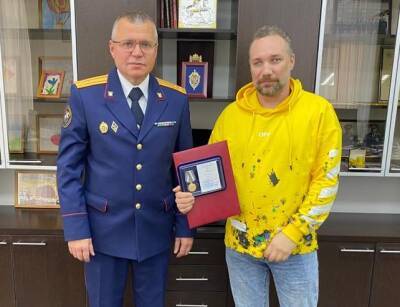 Смоленскому поисковику, искавшему малышку Люду Кузину, вручили медаль