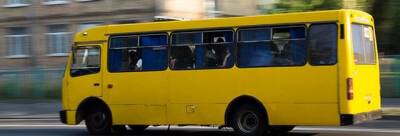 В Екатеринбурге автобусы маршрута №077 проезжают мимо остановок