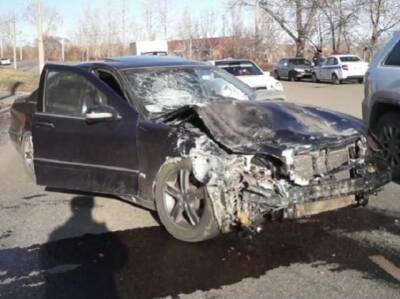 В Челябинске отскочившее колесо машины после ДТП смертельно ранило пешехода