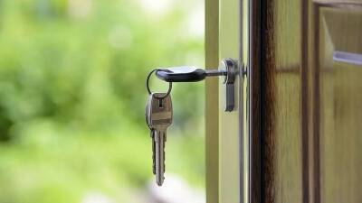 В Караидельском районе вручили ключи новым владельцам социальных домов