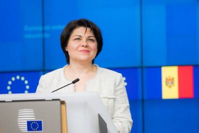 «Я всем довольна»: премьер Молдавии представила отчет о работе правительства