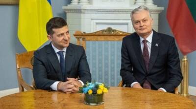 Зеленский обсудил с президентом Литвы ситуацию с мигрантами