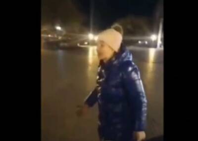 "Вырывайся и иди": в Одессе задержали 10-летнего уличного музыканта, видео