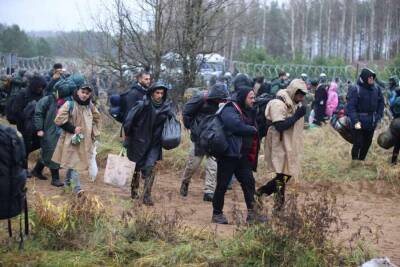 Латвия и Польша отказались принимать нелегальных мигрантов