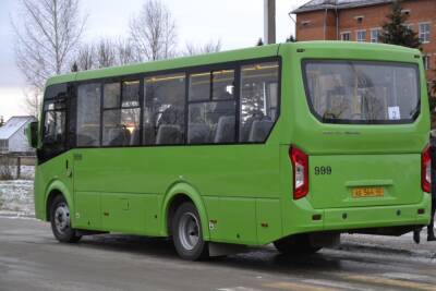 Пять автобусных рейсов отменили в Дедовичском районе из-за болезни водителей