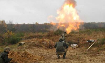 Каратели обстреляли ДНР из 82-мм минометов и СПГ
