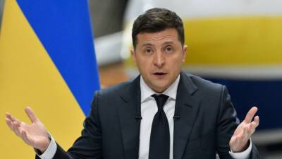 Зеленский заявил, что медицинская система Украины готова, как никогда