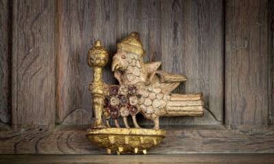 Деревянная фигурка проданная на аукционе оказалось украшением Анны Болейн (Фото)
