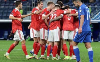 Сборная России одержала победу над сборной Кипра в матче отбора на ЧМ-2022 со счетом 6:0