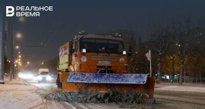 Этой ночью в Казани уборкой снега занимаются 245 единиц техники