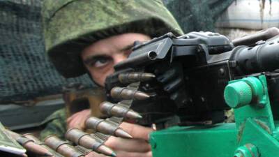 В ЛНР открыли ответный огонь по украинским позициям, уничтожены двое украинских боевиков