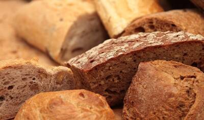 Диетолог рассказала о последствиях отказа от хлеба