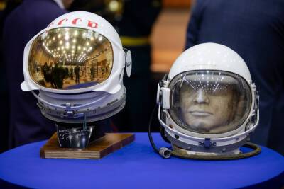 В Южно-Сахалинске открылась космическая выставка