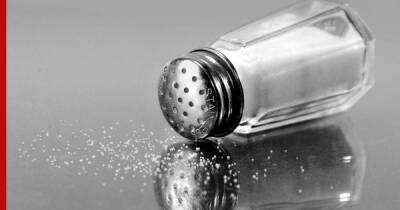 Суточную норму потребления соли назвал врач-диетолог