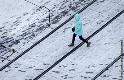 Высота снежного покрова в Москве достигла 2 см