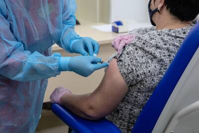 В Челябинской области в пункте вакцинации пациентку довели до обморока