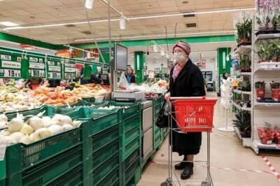 Экономист Виолетта Хачатурян: снизить цены на продукты в России поможет отказ от импортных товаров