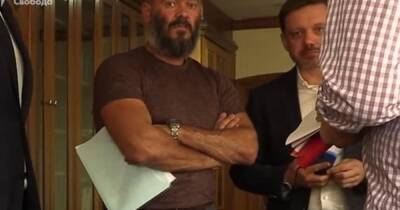 "Воин света": Укрэксимбанк овациями встретил директора департамента безопасности Тельбизова (видео)