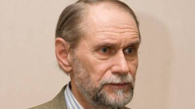 Писатель-сатирик Виктор Коклюшкин умер на 76-м году жизни