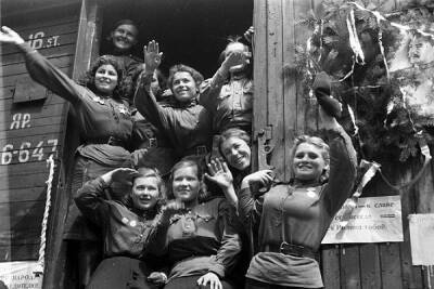 Какой подарок Сталин сделал демобилизованным красноармейцы после Победы - Русская семерка