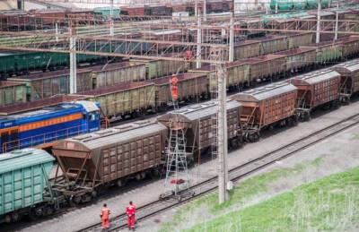 Ситуация с перевозкой зерна на железной дороге остается напряженной