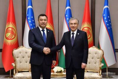 Мирзиёев и Жапаров обсудили строительство магистрали Китай — Киргизия — Узбекистан