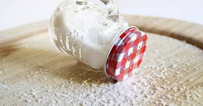 Этим безопасным продуктом можно заменить поваренную соль