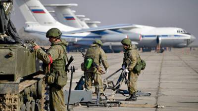 Российские десантники участвуют в учениях в Беларуси