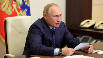 Президент России не исключил появления новых и потенциально опасных штаммов COVID-19