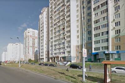 В Ростове 61-летняя женщина разбилась насмерть, выпав из окна многоэтажки