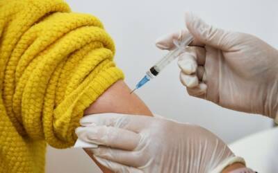 Оперштаб: в РФ сделано более 63,1 млн уколов первым компонентом вакцины от коронавируса