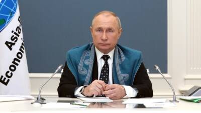 Путин: Россия против односторонних политически мотивированных ограничений в мировой экономике