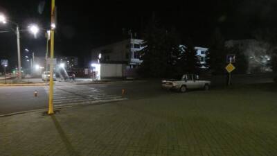 В Лисичанске водитель ВАЗ сбил на перекрестке подростка: полиция ищет свидетелей
