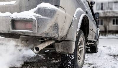 Автоэксперт заявил, что прогревать машину зимой не надо