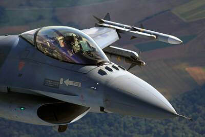 Бельгия подняла в воздух истребители для перехвата российских самолетов