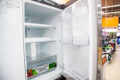 Как избавиться от запаха в холодильнике? Легкий способ, о котором многие не догадываются