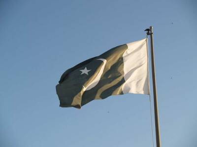 Пакистан активно налаживает связи с США и Китаем