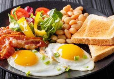 Худшая еда на завтрак: диетологи назвали опасные для здоровья продукты