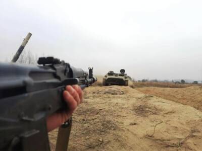 Боевики восемь раз открывали огонь на Донбассе. Двое военнных ВСУ подорвались, еще один получил огнестрельное ранение