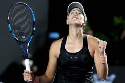 Мугуруса нанесла поражение Крейчиковой в матче второго тура Итогового турнира WTA