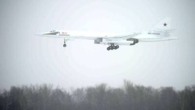 Опубликованы фото и видео британских истребителей, поднятых навстречу самолетам ВКС РФ