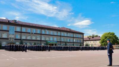 Замминистра обороны России поздравил Рязанское училище с годовщиной