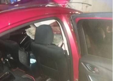 В Киеве легковое авто влетело под фуру: есть пострадавшие. ФОТО