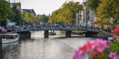 В Амстердаме туристам хотят запретить посещать кафе с марихуаной в меню