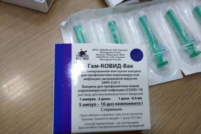 В Петербурге вакцинировали почти два миллиона горожан